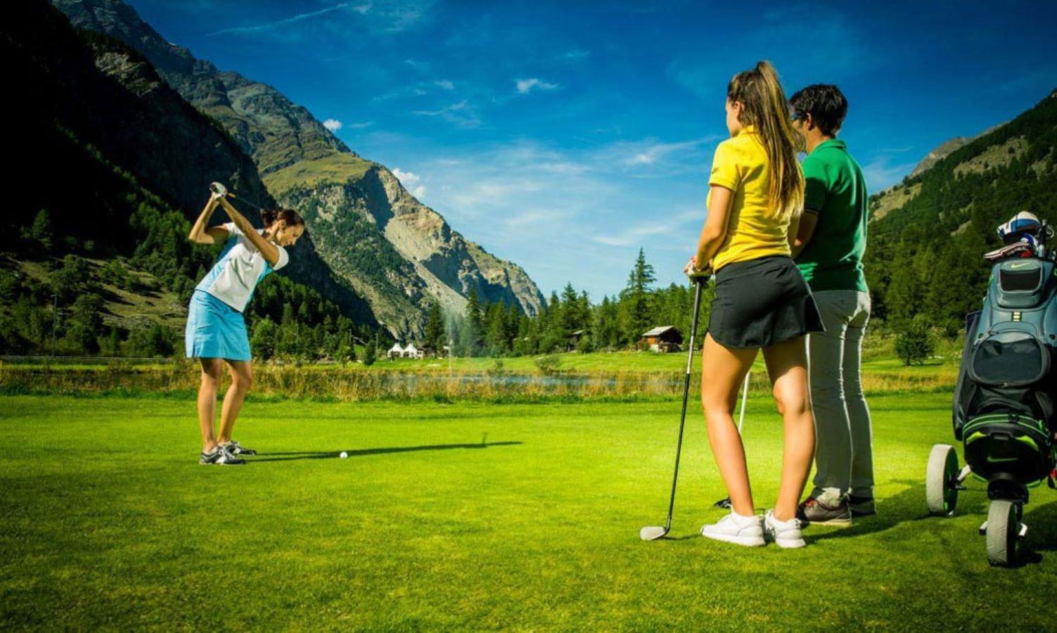 Monte Rosa Taesch, Apartments Mit Wellness Bereich Dış mekan fotoğraf