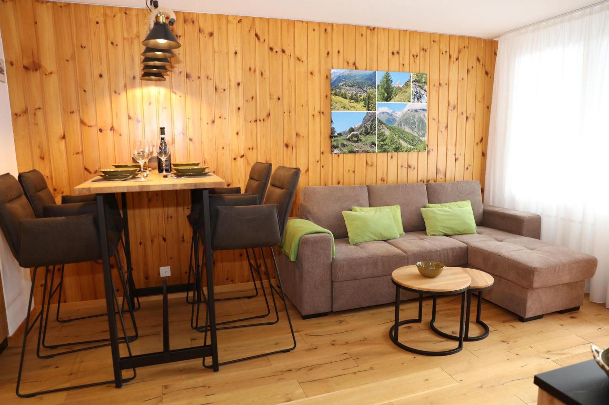 Monte Rosa Taesch, Apartments Mit Wellness Bereich Oda fotoğraf